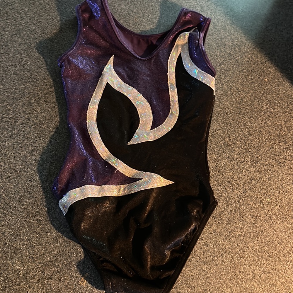 Leotard - Picture 2 of 2